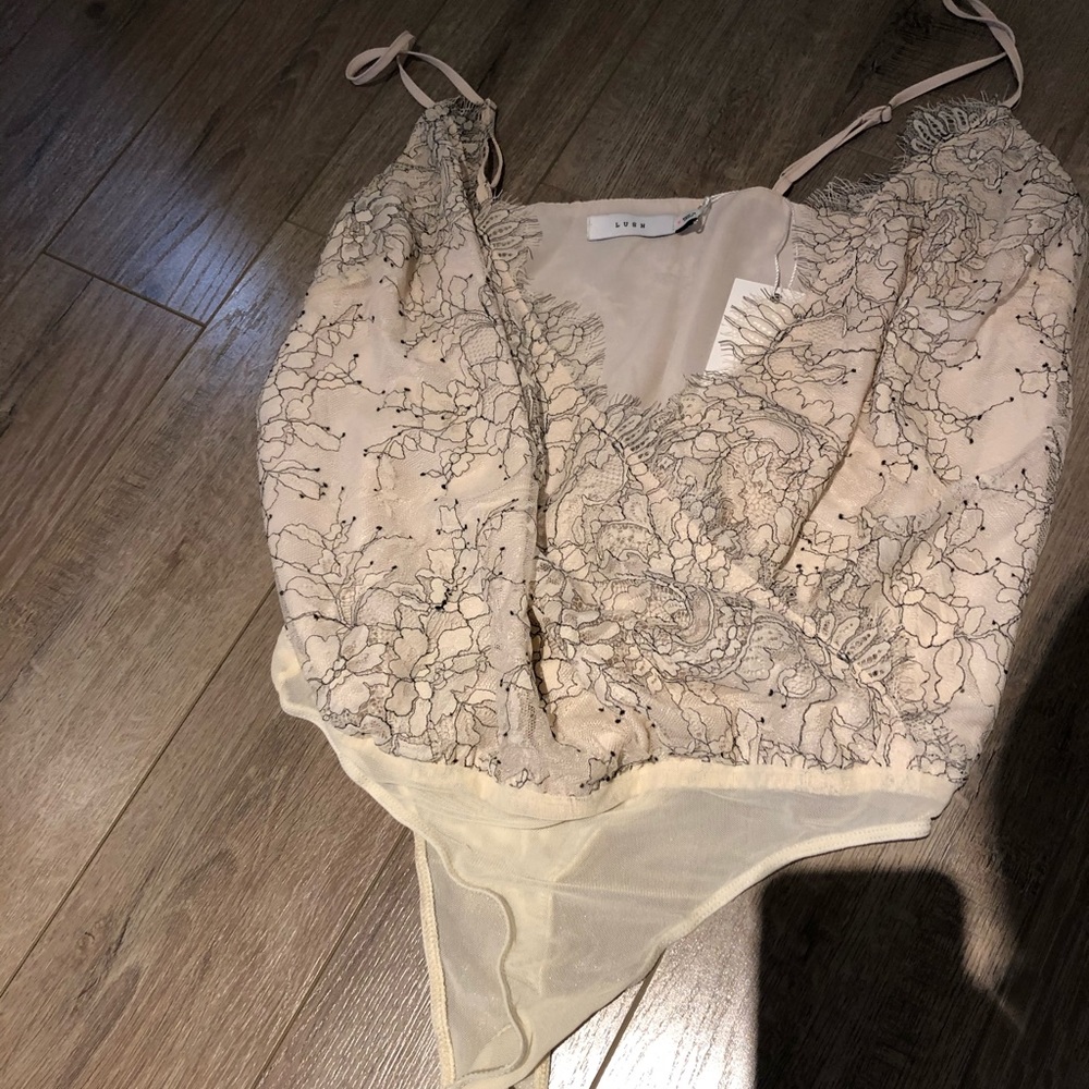one piece silk top /(never worn)